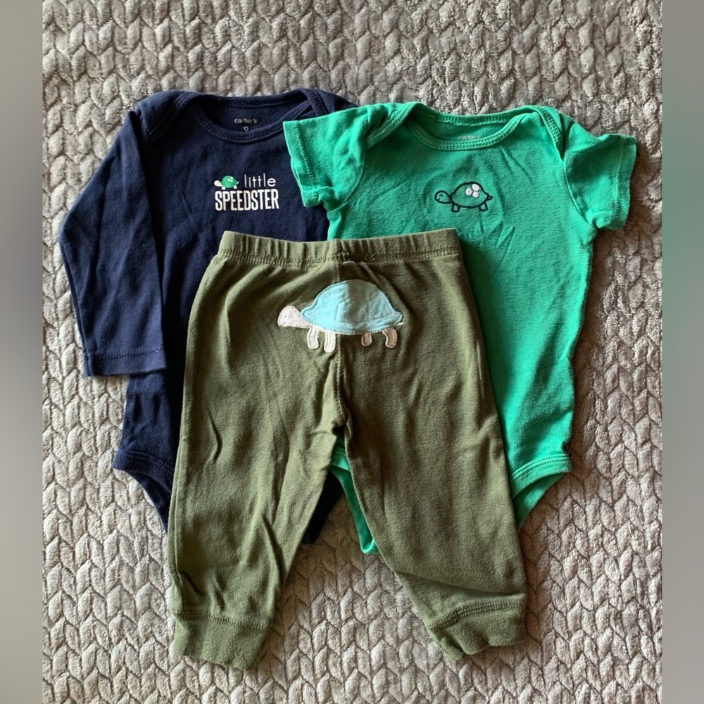 Turtle 3 Piece Set from Carter's in 9M